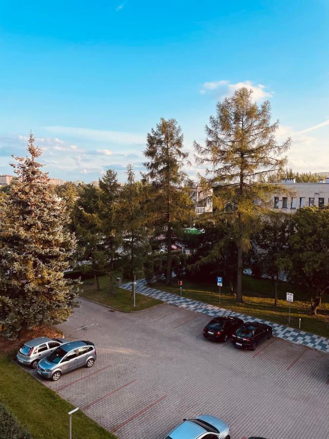 Apartment Zlota 15-lotnicza Street *