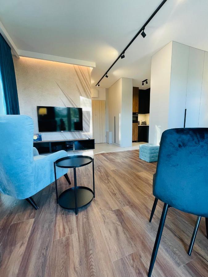 Zlota 15-lotnicza Street Apartment